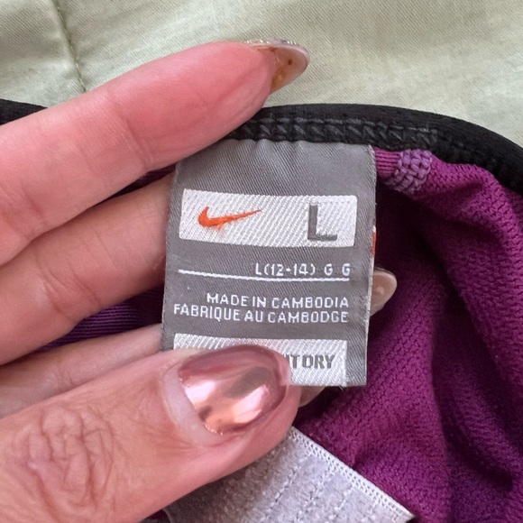 Nike tennis top - Picture 7 of 7